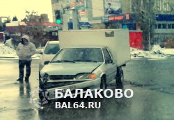 ДТП на перекрестке у администрации Балаково